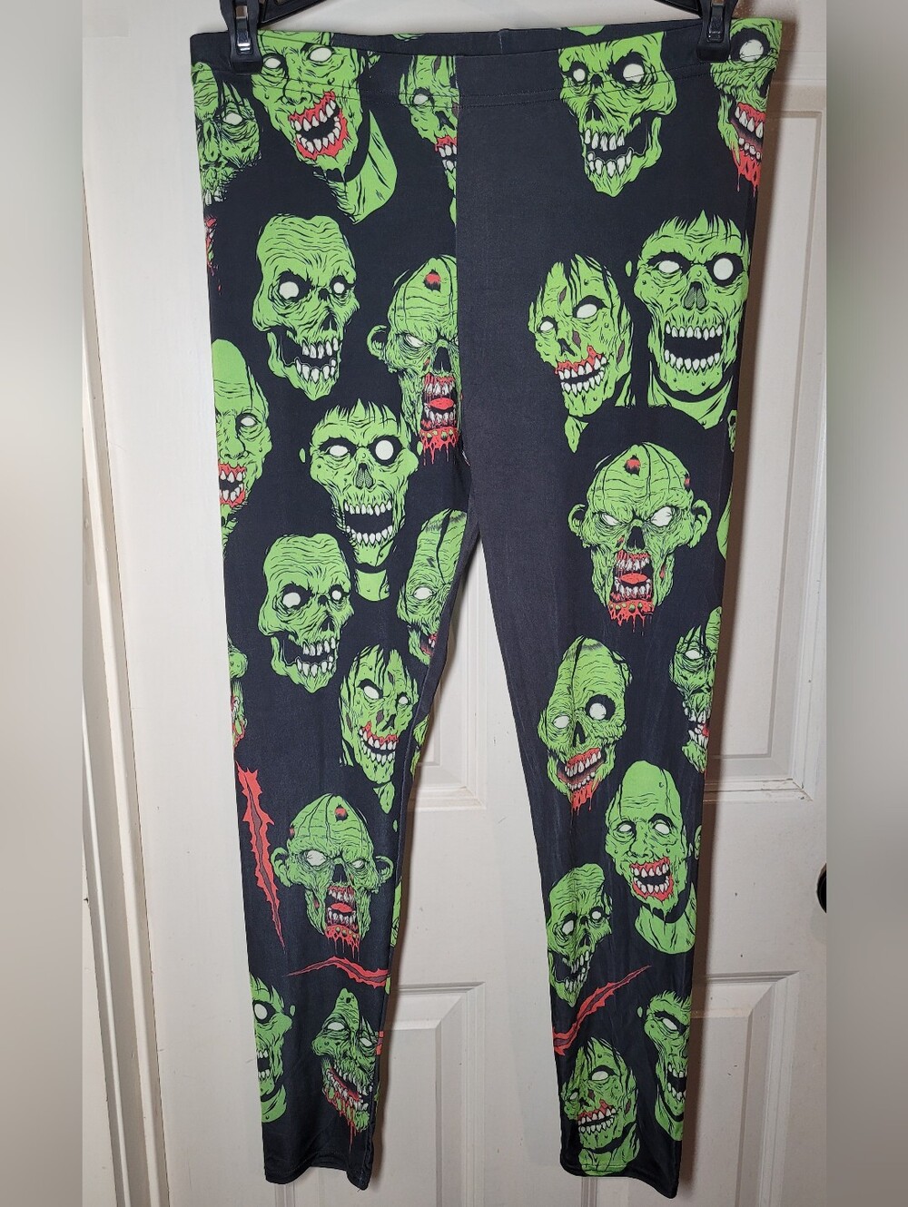 Hot Topic Zombie Leggings